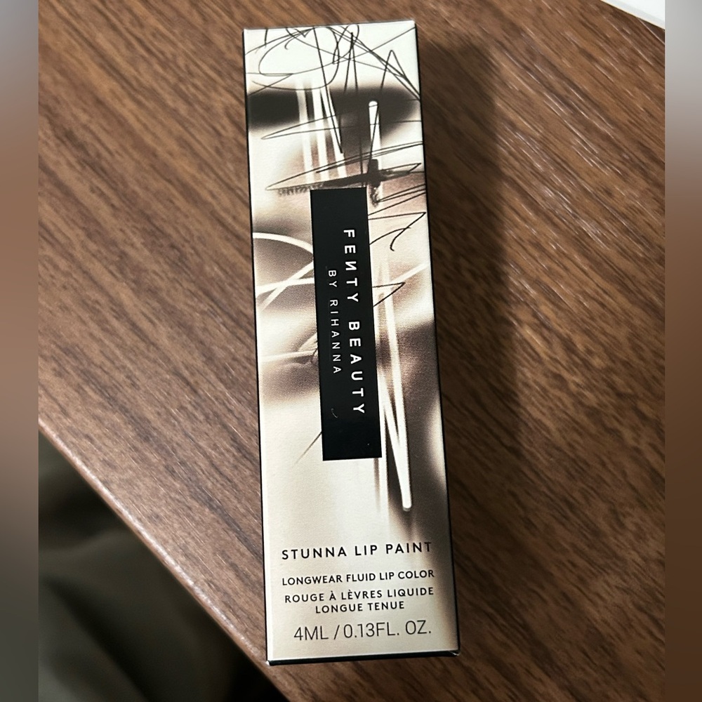 NEW IN BOX! Fenty Beauty Stunna Lip Paint